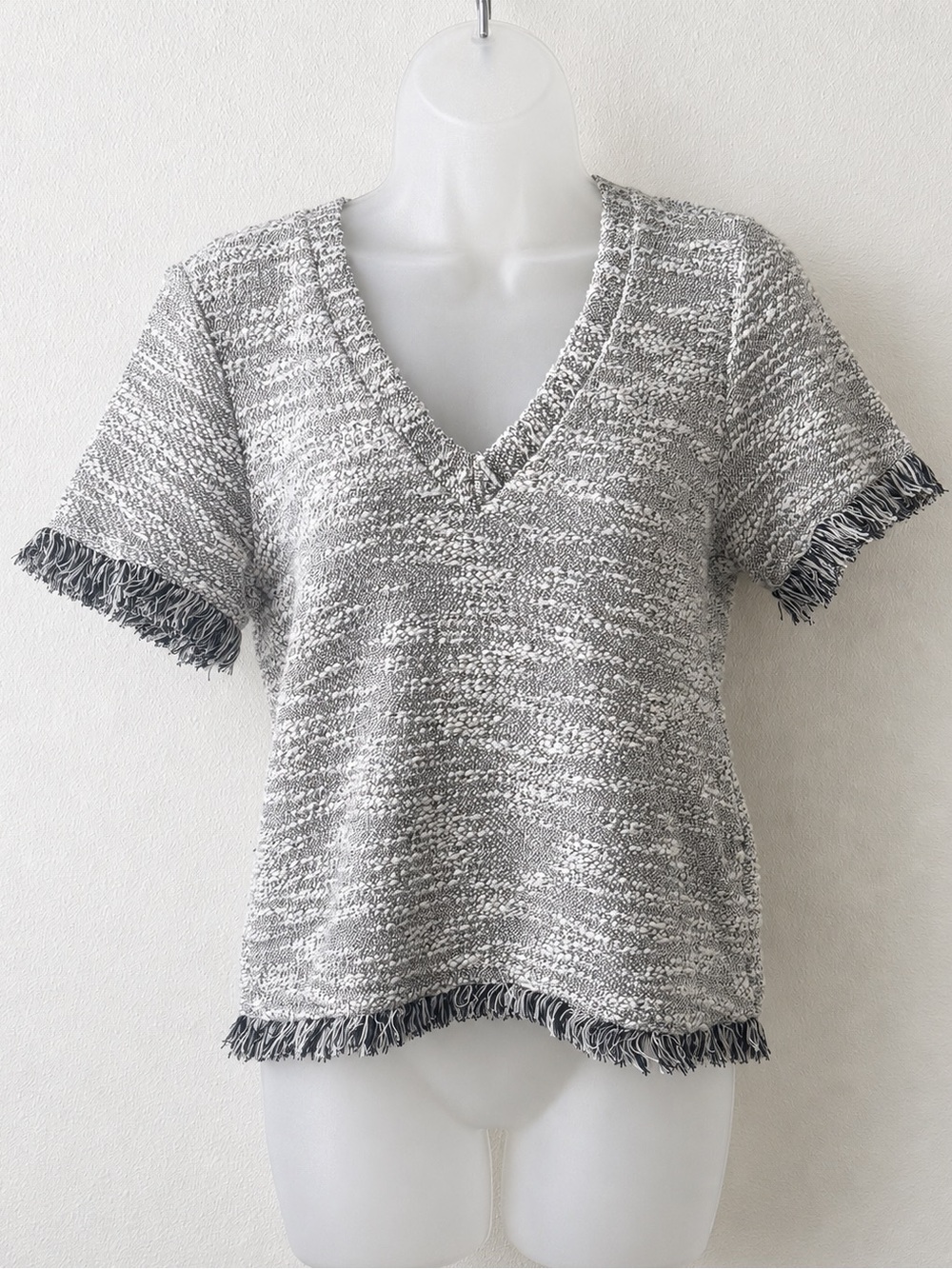 Maven West Textured Fringe V-Neck Top Small Black White